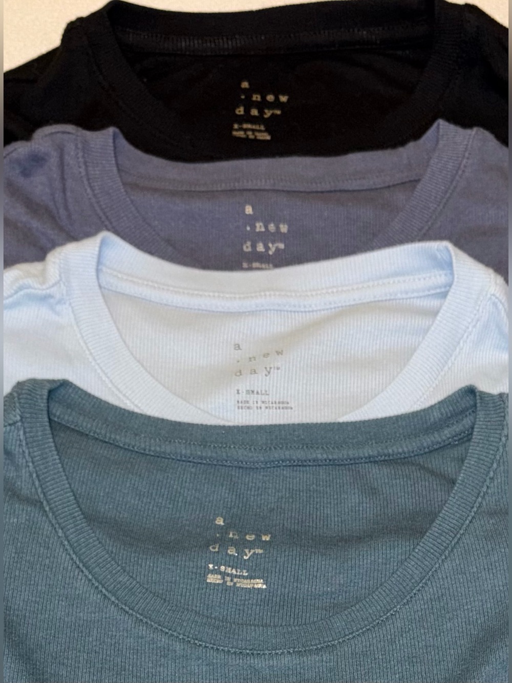 Shirts bundle - Picture 2 of 10